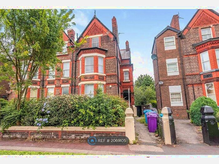 11 Bedroom Semi-Detached House To Rent In Newsham Drive, Liverpool, L6