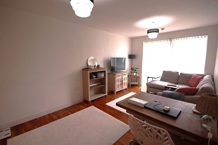 2 Bedroom Flat To Rent In Hemisphere, The Boulevard, Birmingham, B5