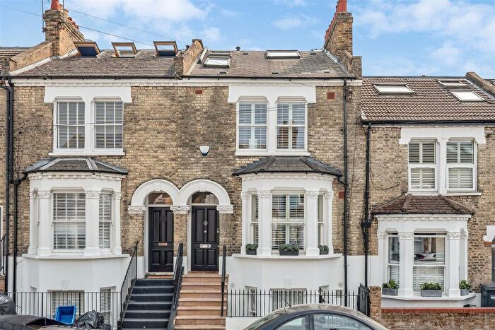 3 Bedroom Terraced House For Sale In Alkerden Road, London, W4