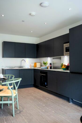 1 Bedroom Apartment For Sale In Bronze Walk, Erith, DA8