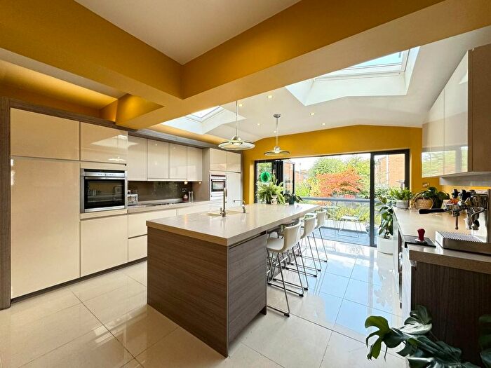 5 Bedroom Semi-Detached House For Sale In Cromwell Road, Stretford, M32