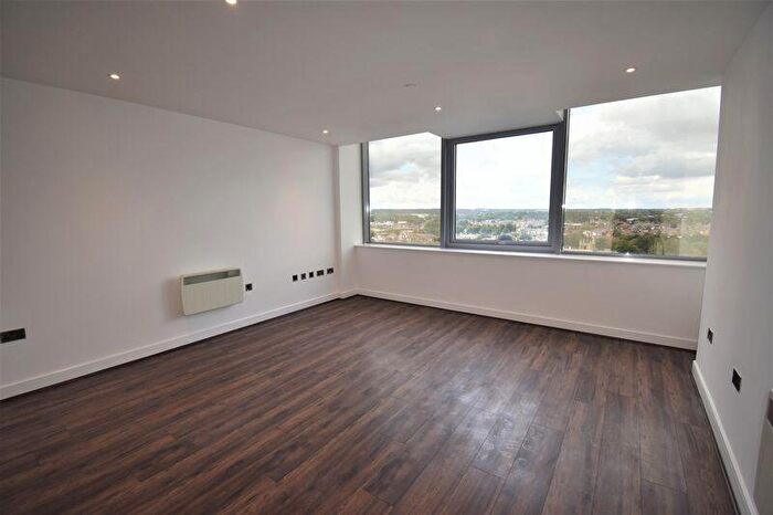 1 Bedroom Apartment To Rent In Th Floor Churchill Place, Churchill Way, Basingstoke, RG21