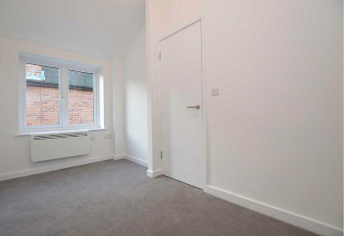 2 Bedroom Semi-Detached House To Rent In Randolph Road, RG1