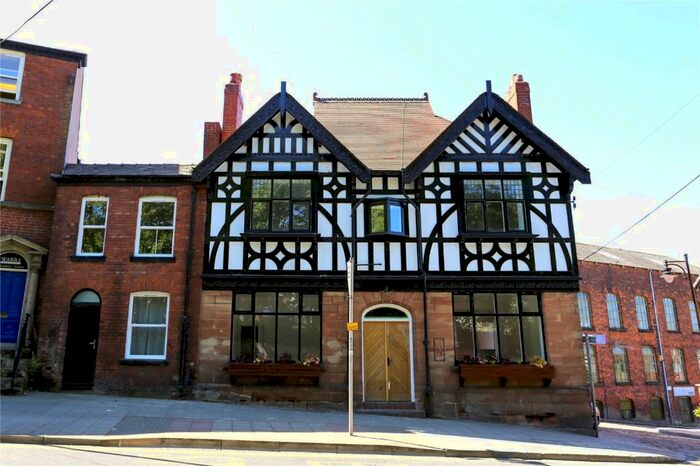 2 Bedroom Flat To Rent In Apartment The Thatched House, Churchgate, Stockport, SK1