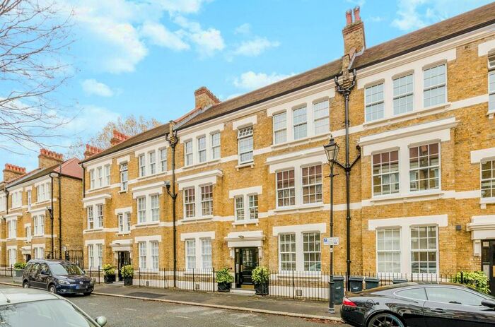 1 Bedroom Flat To Rent In Mitre Road, Southwark, London SE1