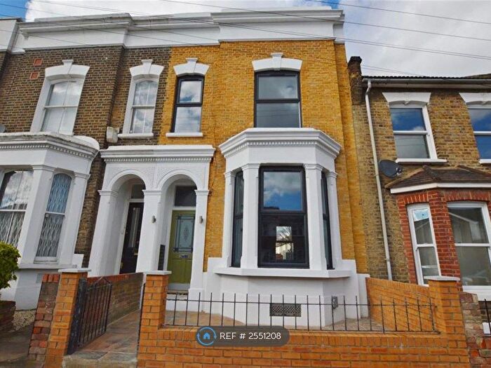 4 Bedroom Terraced House To Rent In Vicarage Road, London, E15