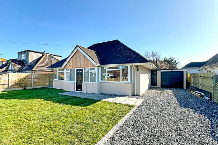3 Bedroom Bungalow For Sale In Broadmark Avenue, Rustington, Littlehampton, West Sussex, BN16