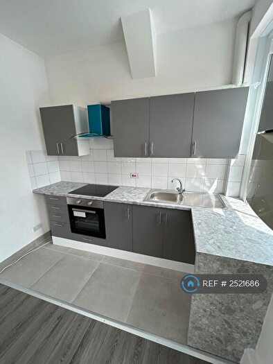 2 Bedroom Flat To Rent In Armagh Road, London, E3