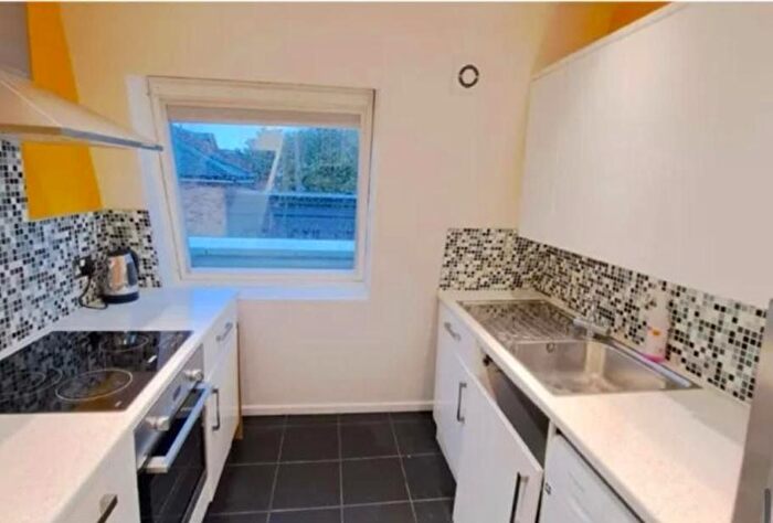 1 Bedroom Flat To Rent In Greyhound Road, London, W6