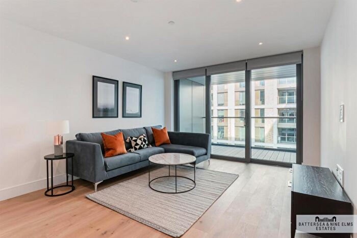 2 Bedroom Apartment To Rent In Huntington House, Prince Of Wales Drive, SW11