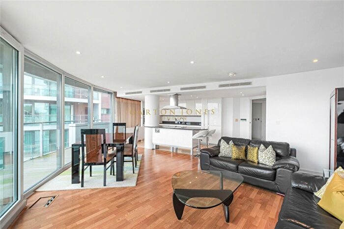 2 Bedroom Apartment To Rent In Centurion Building, Queenstown Road, London, SW11