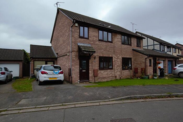 3 Bedroom Semi Detached House To Rent In Apseleys Mead, Bradley Stoke, Bristol, BS32
