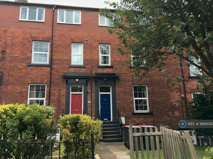 10 Bedroom Terraced House To Rent In Kensington Terrace, Leeds, LS6