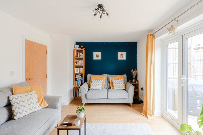 3 Bedroom Semi-Detached House For Sale In Acorn Drive, Lyde Green, BS16