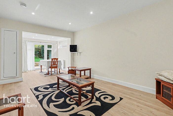 3 Bedroom Detached House For Sale In Ingram Road, Thornton Heath, CR7