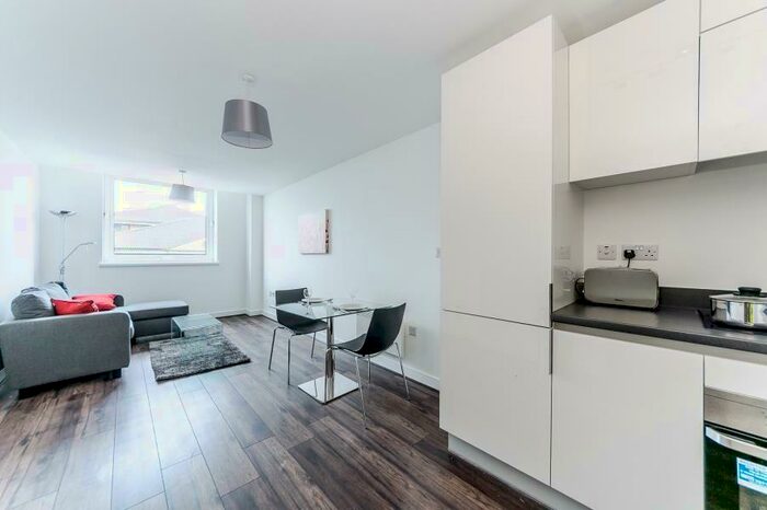 1 Bedroom Flat To Rent In Landmark, Waterfront West, DY5