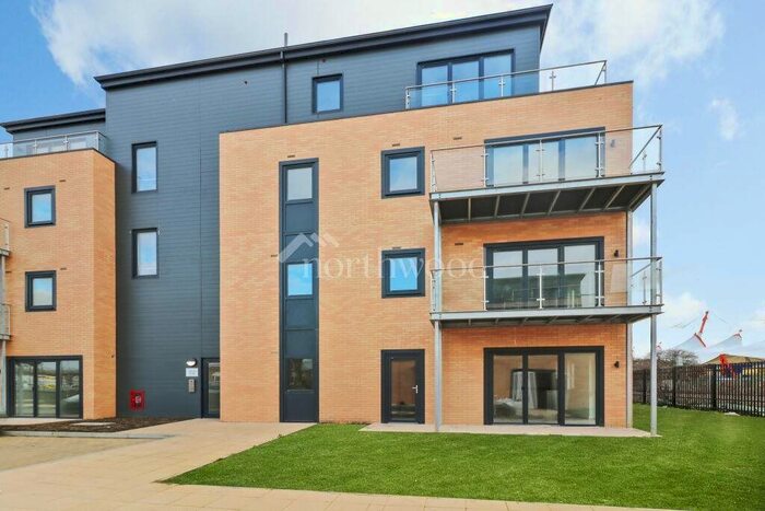 2 Bedroom Flat To Rent In Olivia Walk, Newtown Road, Ashford, TN24