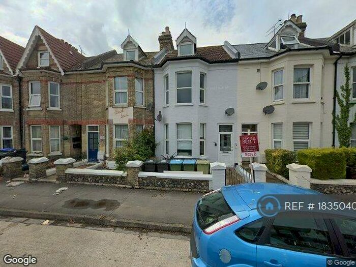 Studio To Rent In Bayford Road, Littlehampton, BN17