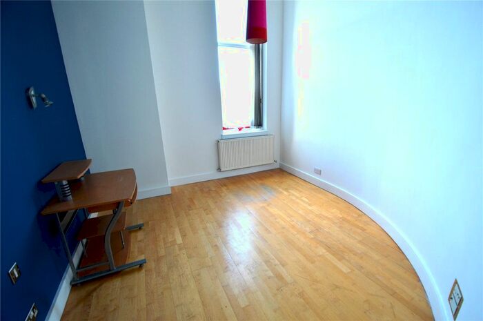 2 Bedroom Flat To Rent In Morrison Street, City Centre, Glasgow, G5