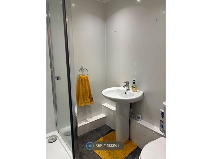 2 Bedroom Flat To Rent In Braehead Road, Cumbernauld, Glasgow, G67