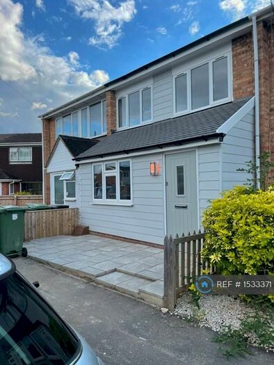 3 Bedroom Terraced House To Rent In Kingfishers, Grove, Wantage, OX12