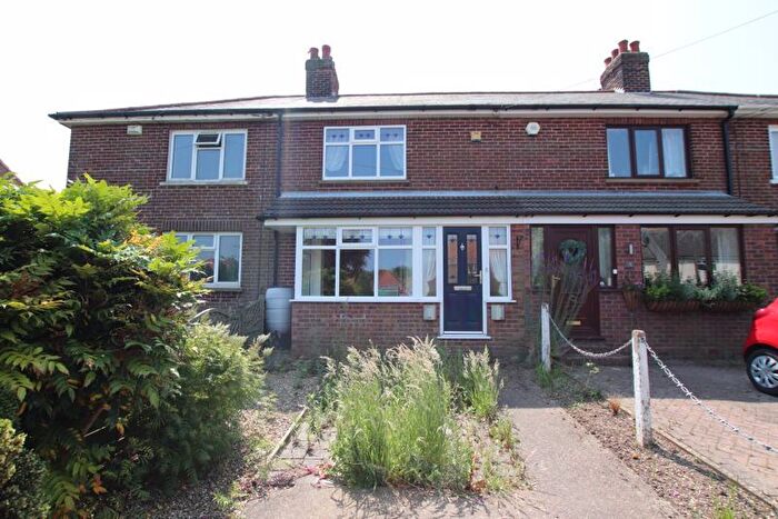 2 Bedroom Terraced House For Sale In Main Road, Aylesby, DN37