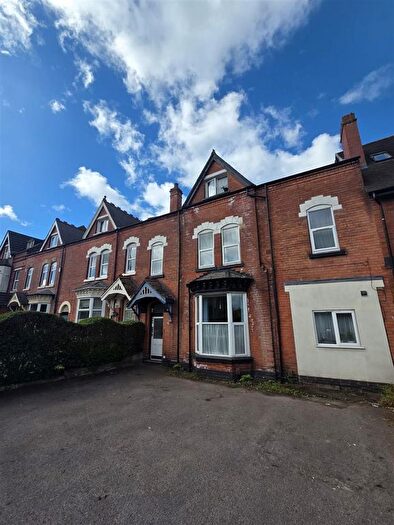 2 Bedroom Flat To Rent In Chester Road, Sutton Coldfield, Birmingham, B73