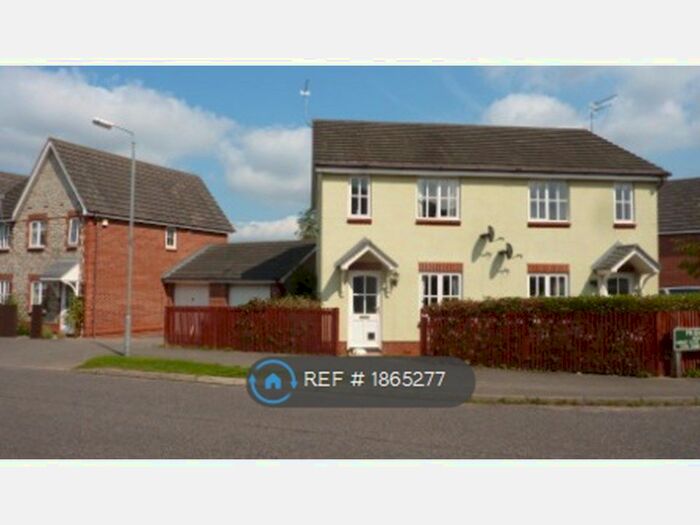 2 Bedroom Semi-Detached House To Rent In Desborough Way, Norwich, NR7