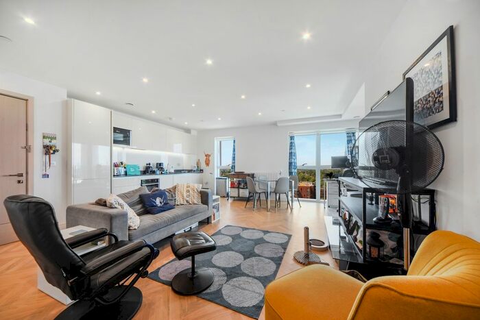 2 Bedroom Flat To Rent In Birch House, Kidbrooke Village, London, SE3