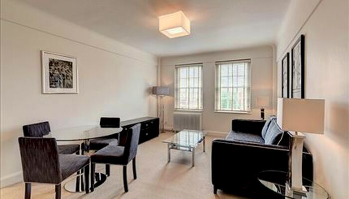 2 Bedroom Flat To Rent In Fulham Road, London, SW3
