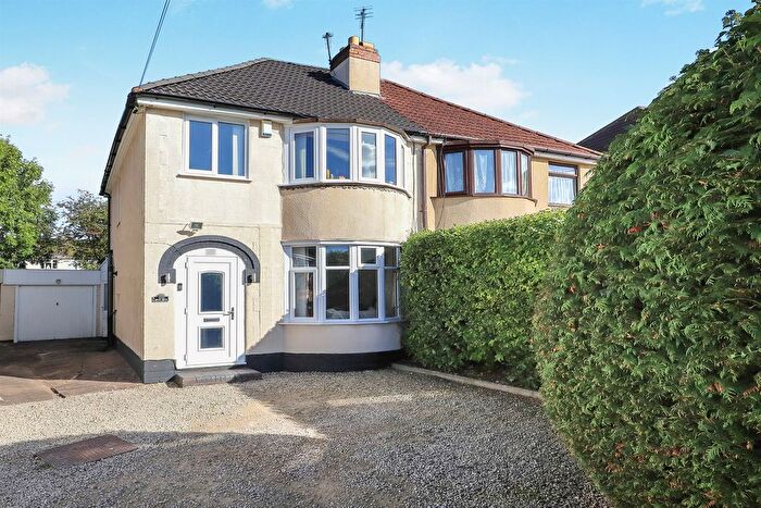 3 Bedroom Semi-detached House For Sale In Sundour Crescent, Wednesfield, Wolverhampton, WV11