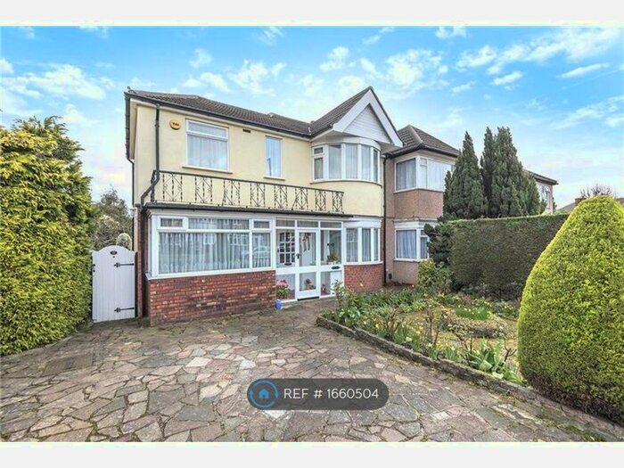 4 Bedroom Semi-Detached House To Rent In Kings Road, Harrow, HA2