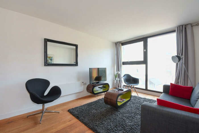 2 Bedroom Flat To Rent In Topham Street, London, EC1R
