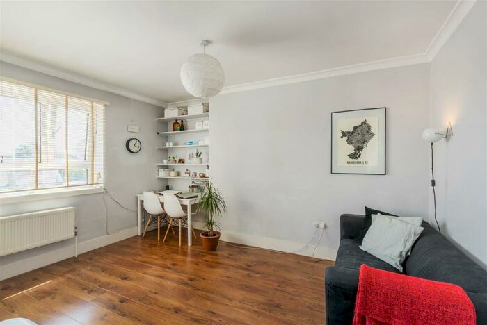 1 Bedroom Flat To Rent In Denman House, Stoke Newington, N16