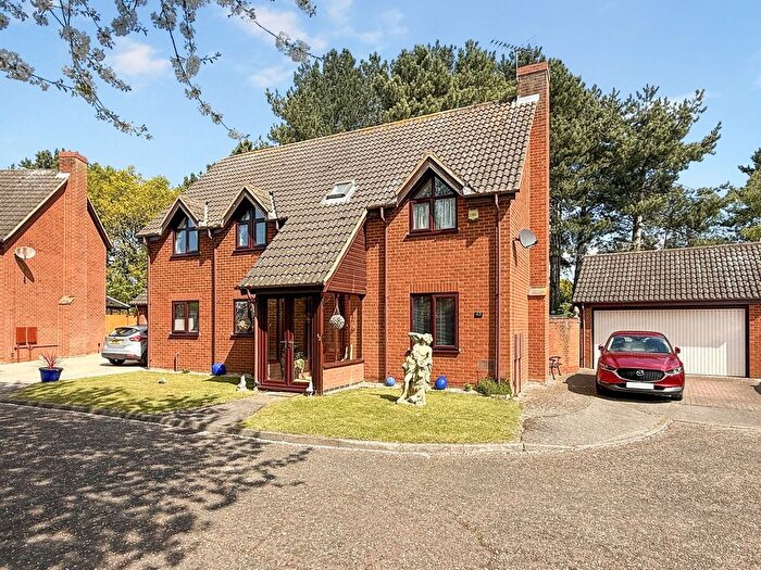 4 Bedroom Detached House For Sale In Parkers Place, Martlesham Heath, Ipswich, IP5