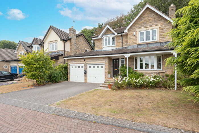 4 Bedroom Detached House For Sale In Bluehills Lane, Lower Cumberworth, Huddersfield, HD8