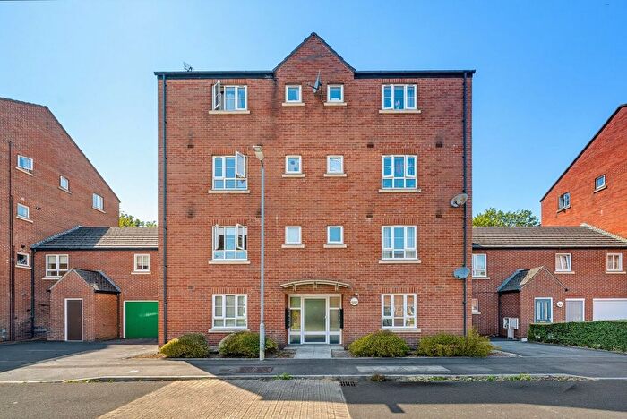 2 Bedroom Flat For Sale In Ffordd Ty Unnos, Cardiff, CF14