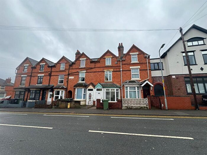 3 Bedroom Terraced House To Rent In Easemore Road, Redditch, B98