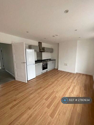 1 Bedroom Flat To Rent In Upper Elmers End Road, Beckenham, BR3