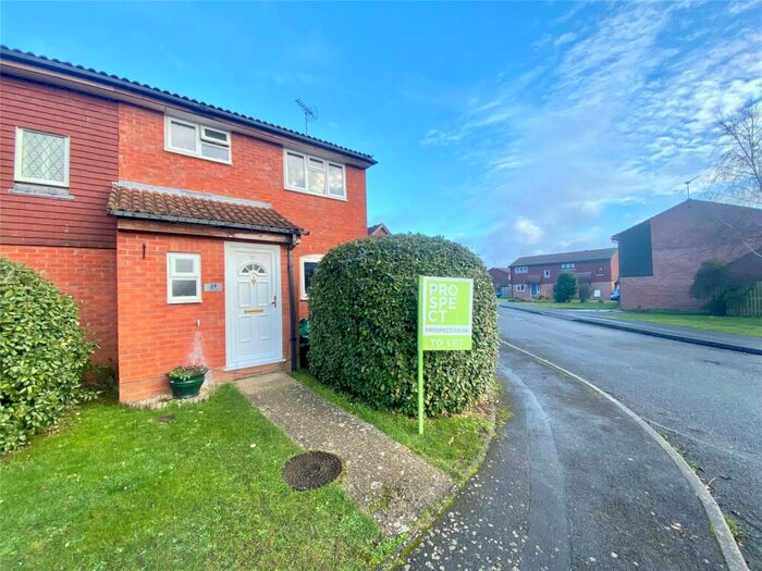 3 Bedroom Semi-Detached House To Rent In Tamar Way, Wokingham, Berkshire, RG41