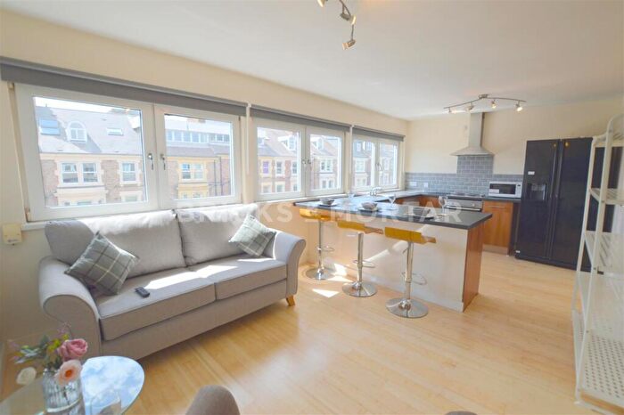 4 Bedroom Penthouse To Rent In (£pppw) Portland Terrace, Jesmond, Newcastle Upon Tyne, NE2
