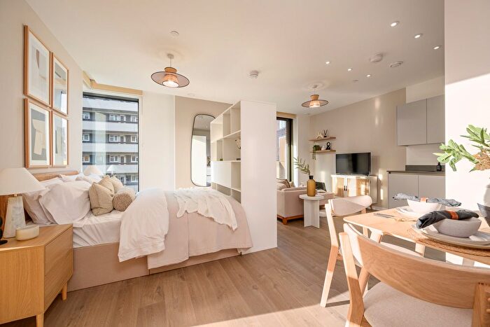 Flat For Sale In Macclesfield Road, London, EC1V