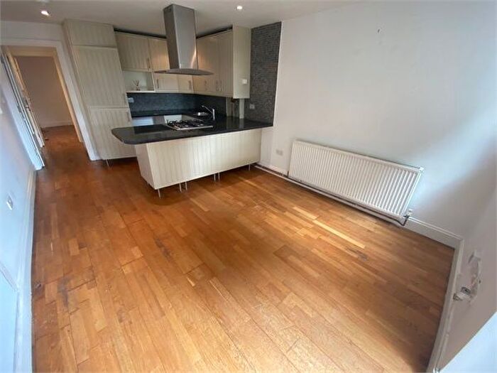 1 Bedroom Flat To Rent In Stourcliff Avenue, Southbourne, BH6