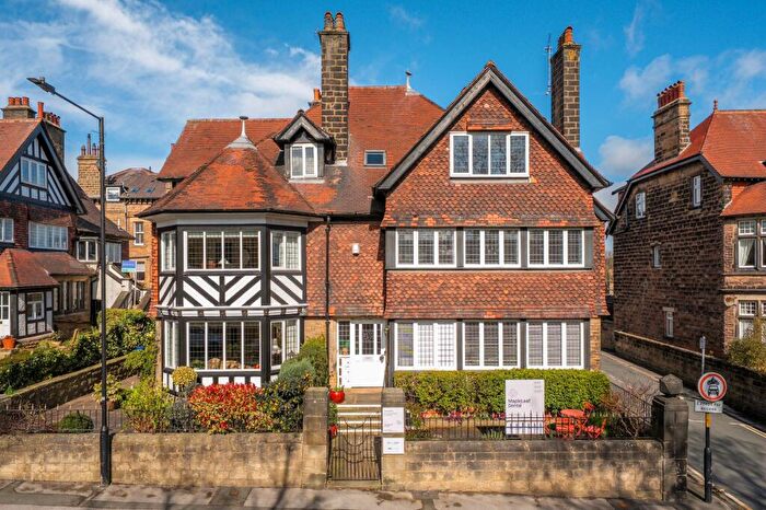 2 Bedroom Flat For Sale In Springfield Avenue, Harrogate, HG1