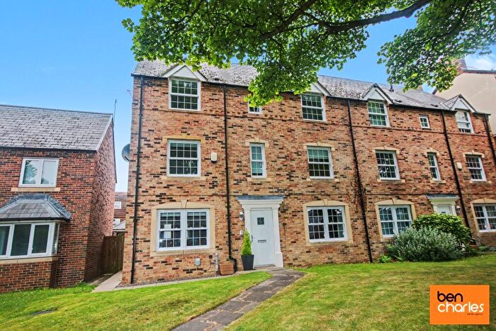 4 Bedroom Semi-Detached House To Rent In Old Dryburn Way, Durham, DH1