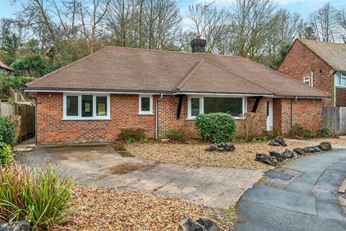 3 Bedroom Bungalow For Sale In Kings Road, Haslemere, GU27
