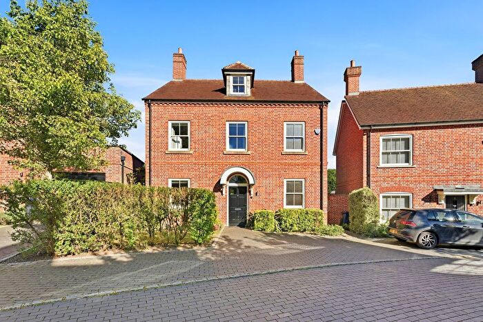 5 Bedroom Detached House For Sale In Orchard Green, Beaconsfield, Buckinghamshire, HP9