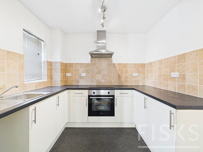 2 Bedroom Block Of Flats For Sale In Saxon Court, Benfleet, SS7