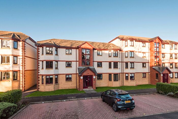 2 Bedroom Flat For Sale In / South Elixa Place, Edinburgh, EH8