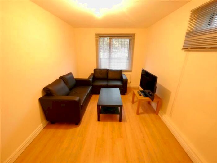4 Bedroom House To Rent In Flat, Victoria StreetLeeds, LS3